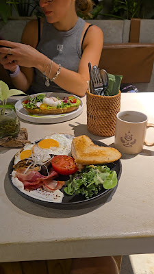 TenCups Cafe Bar & Lounge 사진 2