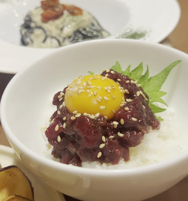 Bon 사진 2
