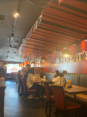 TGI FRIDAYS Ueno Chuo dori 사진 3