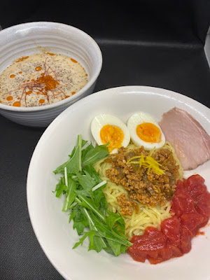 新小岩 食事ができるカラオケバー ビッケ 사진 4