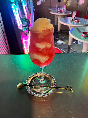LOOP Maid & Darts Bar 사진 4