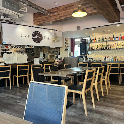 Lovey Cafe and Bar 사진 3