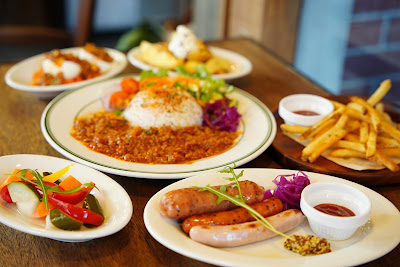 Cafe&Bar Y'ALL MAGOME 사진 4
