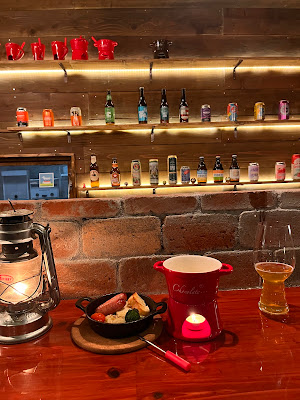 mo-mo Craft Beer & Whiskey Bar 사진 5