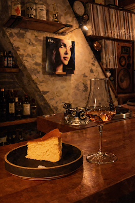 Bar NEWMAKE ~ Jazz & Record ~ 사진 2