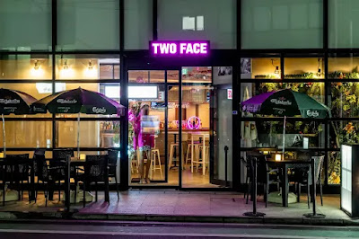 Café & Music Bar "TWO FACE" 사진 5
