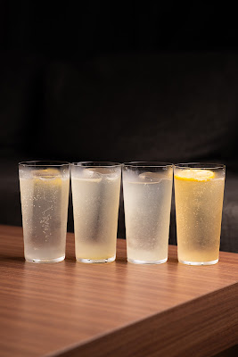 西麻布 NEST カラオケバー 사진 2