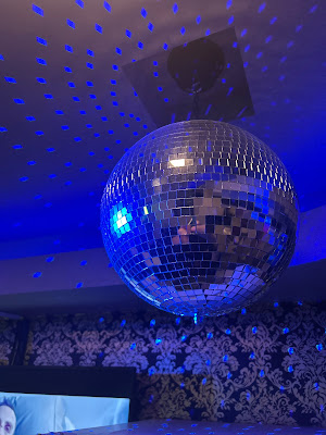 Roppongi Cafe -Karaoke & Darts- / 六本木カフェ 사진 2