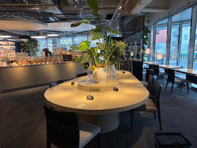 六本木 蔦屋書店 SHARE LOUNGE 사진 4