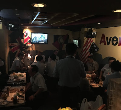 Avenue 사진 4