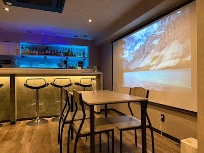 Cafe&Bar ELMIS 사진 4