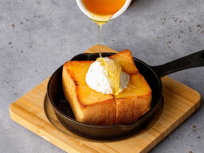 YON Cafe & Bar 사진 2