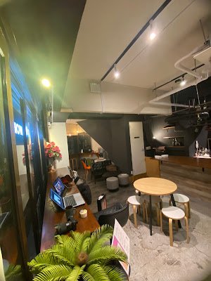 STAY WORK CAFE&BAR 사진 2