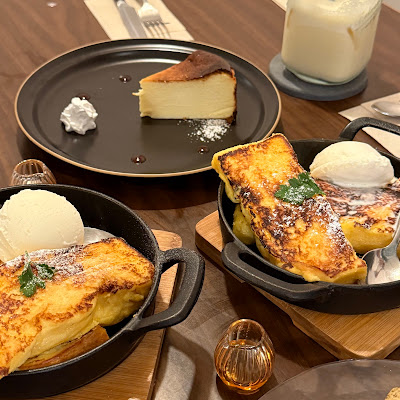 CARESS Cafe & Bar 사진 4