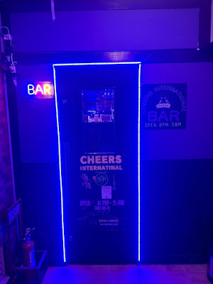 CHEERS INTERNATIONAL BAR 사진 4