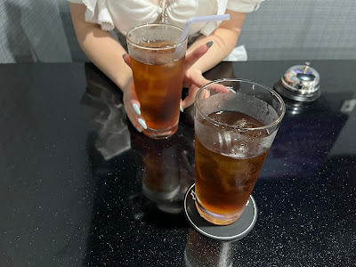 Black or White 사진 4
