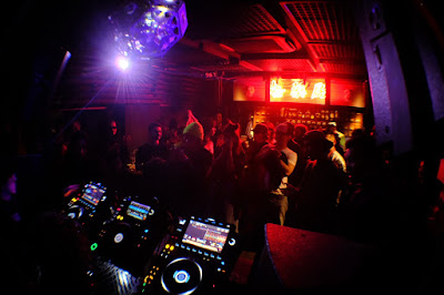 Debris Music Bar / P.B. Restaurant 사진 5