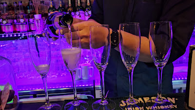 神田カラオケバー LALA(ララ) 사진 3