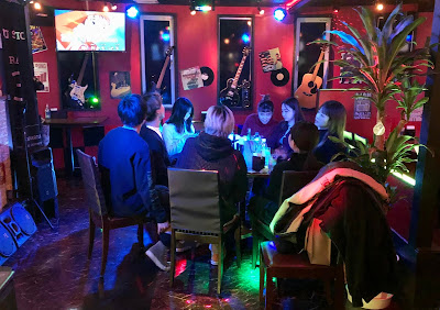 Hide Out Resto Bar 사진 4