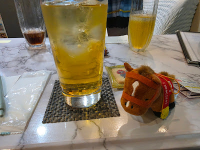 オリエンス🐴💛競馬カフェ&バー 사진 3