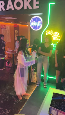 シムクン新大久保 K-POP BAR&カラオケ 사진 3