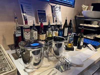 ANA LOUNGE (110 Raun) 사진 4