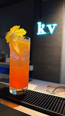 ナイトカフェバー KVELL 사진 2