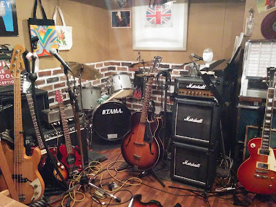 ロッキン bar Doi 사진 2