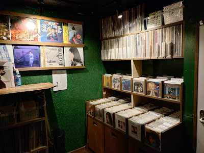 アナログミュージックバーattic：レコードバー 사진 3