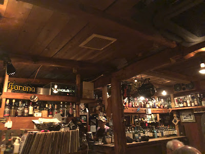 Woolsey Bar 사진 2
