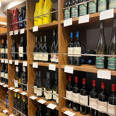 ITALIAN WINE SHOP VINARIUS 사진 3