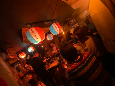 ワラバー 三軒茶屋 沖縄 BAR 사진 2