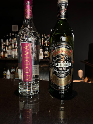 BAR CRESCENT 사진 4