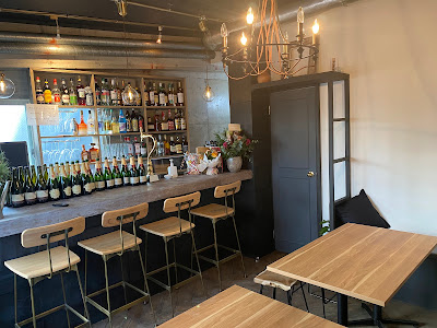 BAR NEU ノイ下北沢店 사진 4