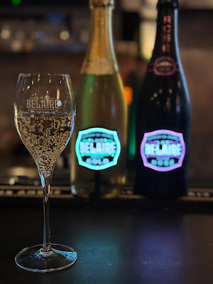BAR POSSE 渋谷道玄坂店 ダーツ&カラオケバー 사진 2