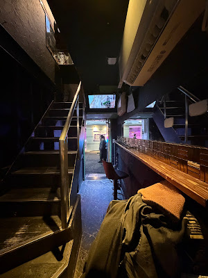 渋谷黒虎 Shibuya KUROTORA KARAOKE BAR 사진 2