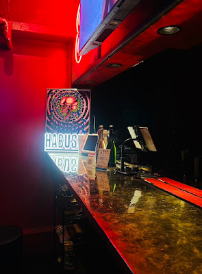 & happy life karaoke bar 渋谷 団体貸切 当日予約 全席喫煙 可能 사진 3