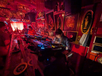 RED BAR 사진 4