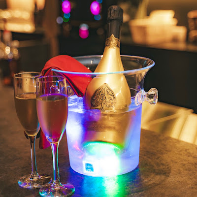 BAR 1Carat 下北沢 사진 3