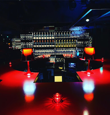 Francis Wine & Champagne Bar 사진 3