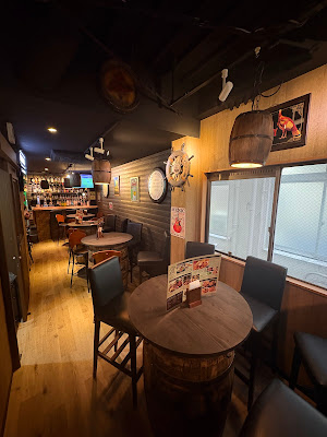 Barrel & Tap Craft Beer Dining Bar 사진 5