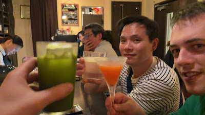 BAR Up to You 新宿西口 사진 2