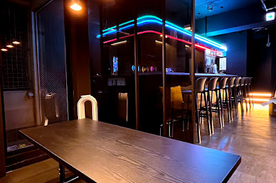 新宿麻雀BAR FIREBIRD 사진 3