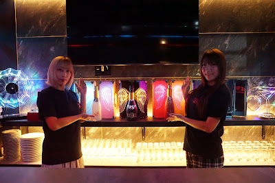 新宿麻雀BAR FIREBIRD 사진 4