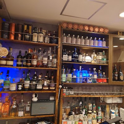 CraftGin & Whisky Bar Shinjuku Dist 사진 4