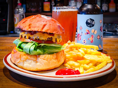Sports Pub Lucky George (スポーツパブ ラッキージョージ) 사진 3