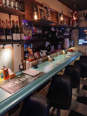 Bar Konton Liquor Store 사진 2