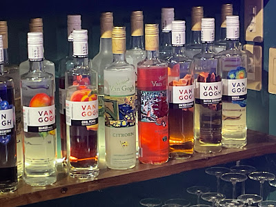Van Gogh Vodka 浅草 Bar 사진 2