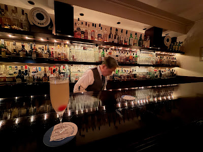BAR SOMETHIN’ 사진 3