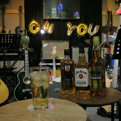 ライブバー音遊 通称…音友の部活部屋 사진 3